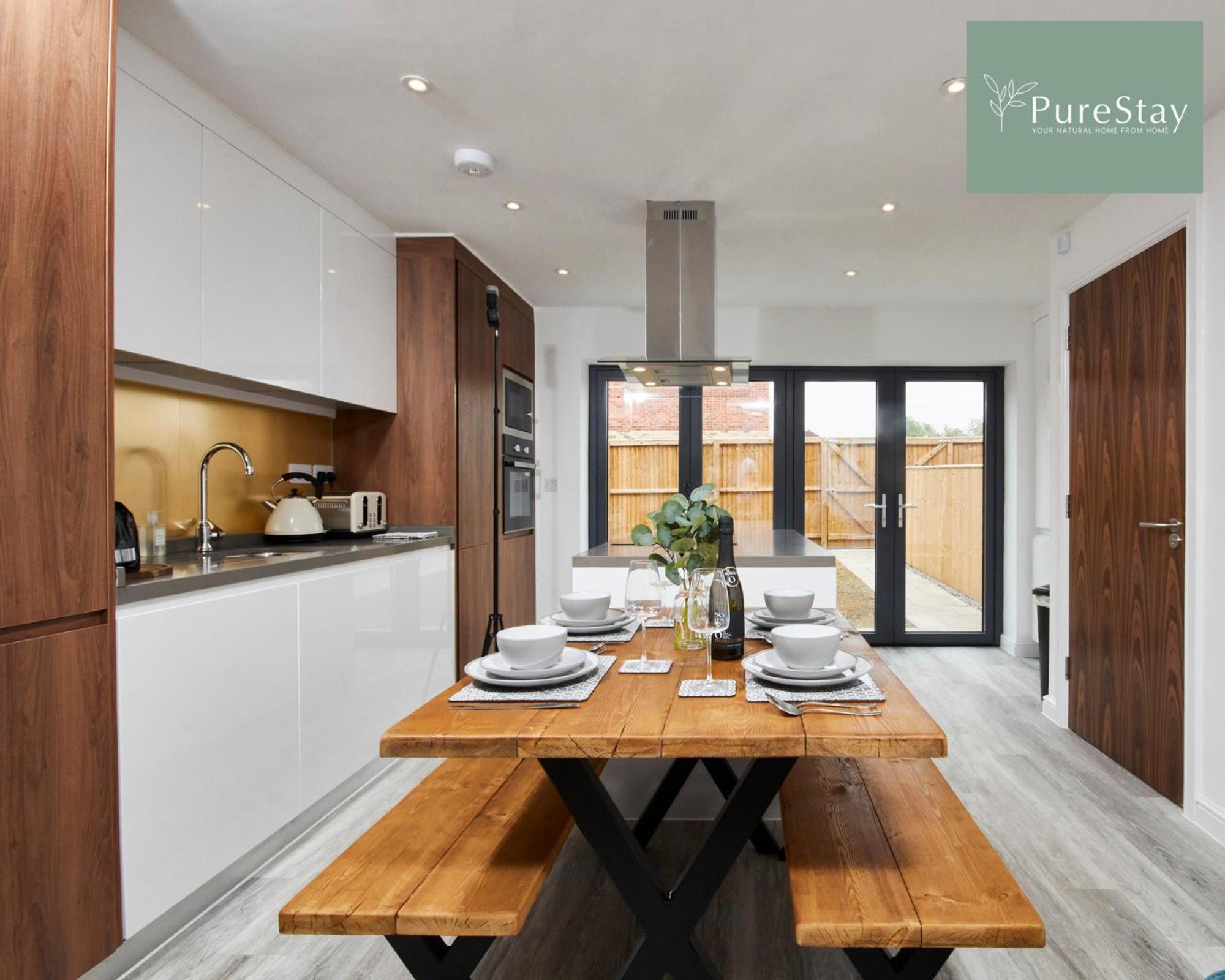 Stunning 5 Bed Manchester House With Parking By Purestay Short Lets & Serviced Accommodation Buitenkant foto