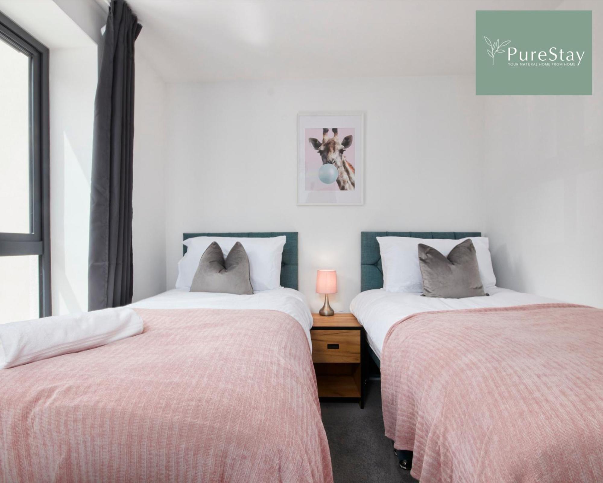 Stunning 5 Bed Manchester House With Parking By Purestay Short Lets & Serviced Accommodation Buitenkant foto