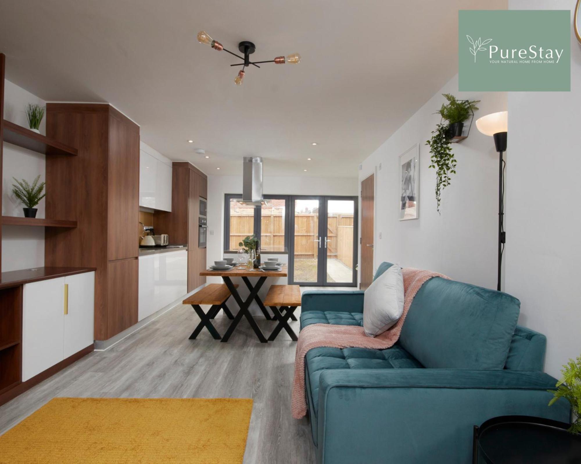 Stunning 5 Bed Manchester House With Parking By Purestay Short Lets & Serviced Accommodation Buitenkant foto