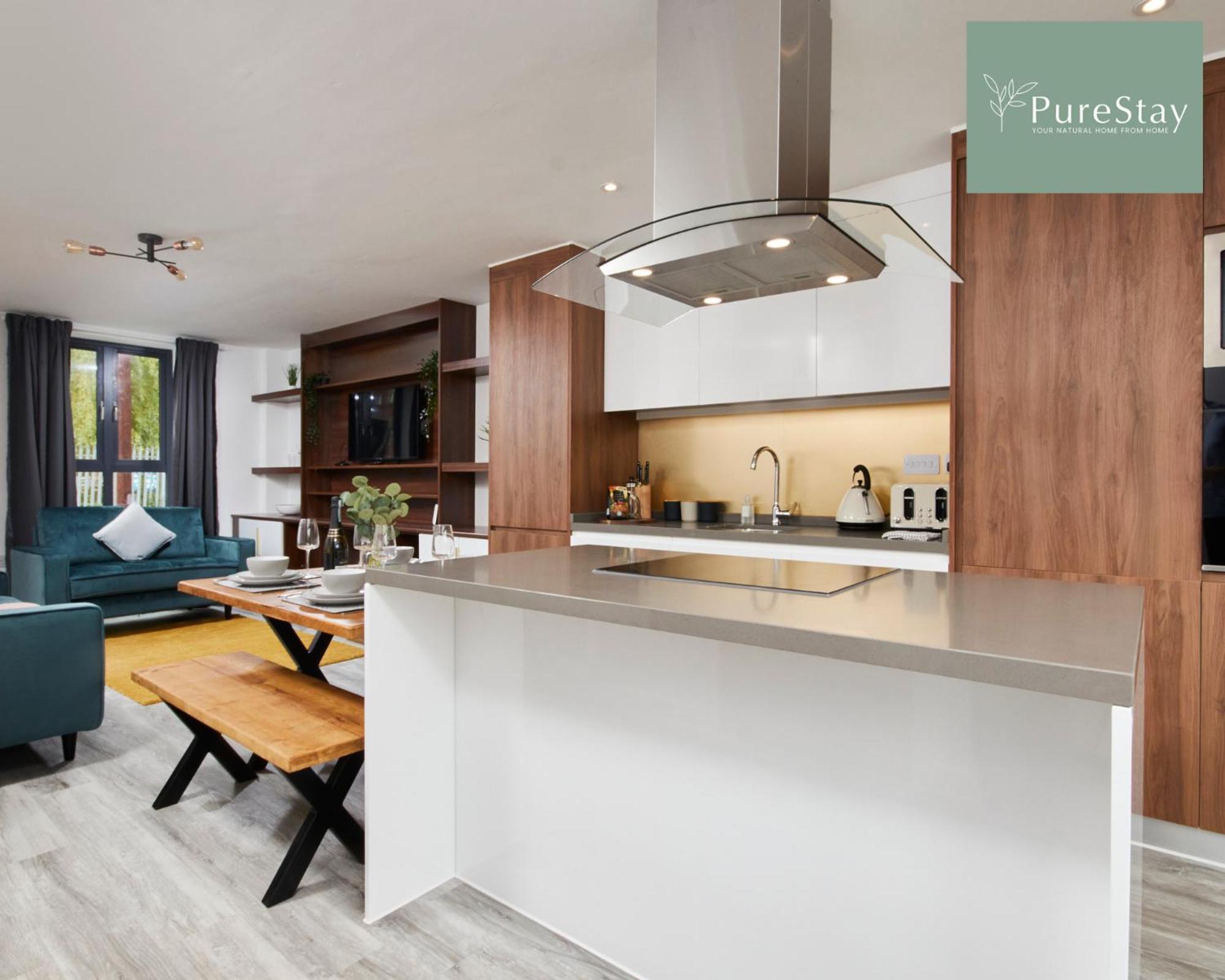 Stunning 5 Bed Manchester House With Parking By Purestay Short Lets & Serviced Accommodation Buitenkant foto