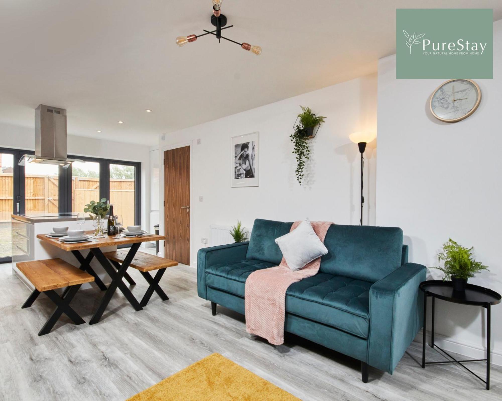 Stunning 5 Bed Manchester House With Parking By Purestay Short Lets & Serviced Accommodation Buitenkant foto