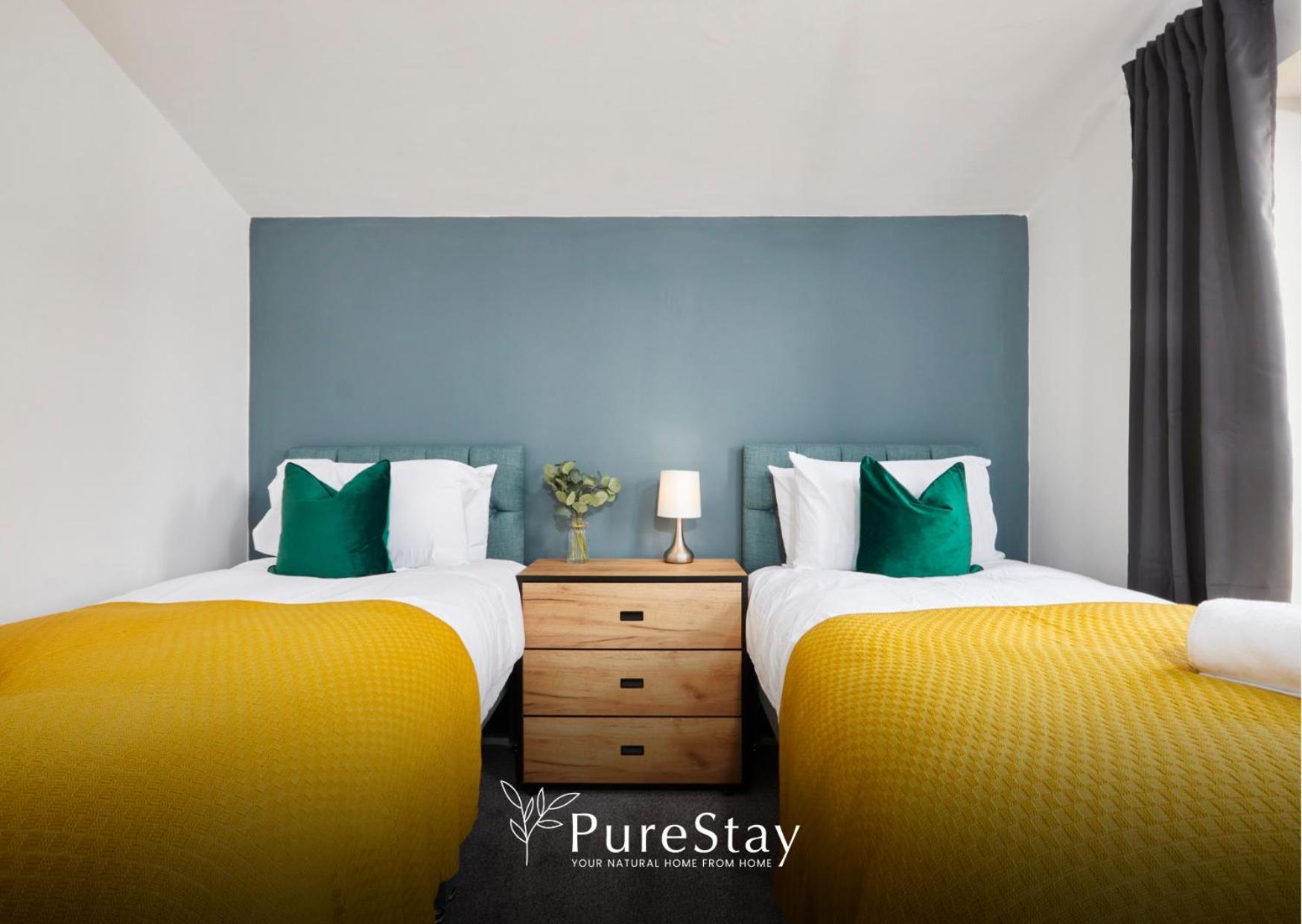 Stunning 5 Bed Manchester House With Parking By Purestay Short Lets & Serviced Accommodation Buitenkant foto