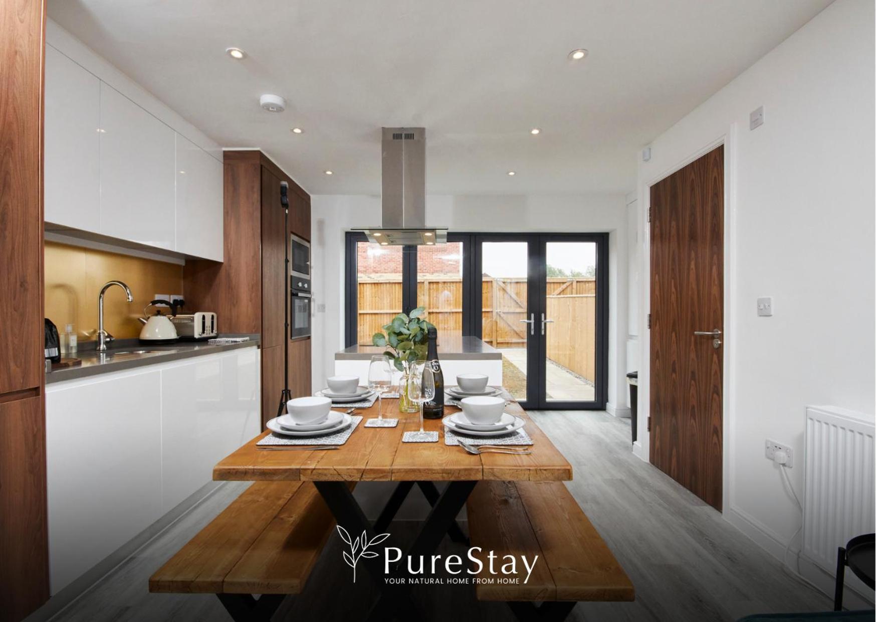 Stunning 5 Bed Manchester House With Parking By Purestay Short Lets & Serviced Accommodation Buitenkant foto